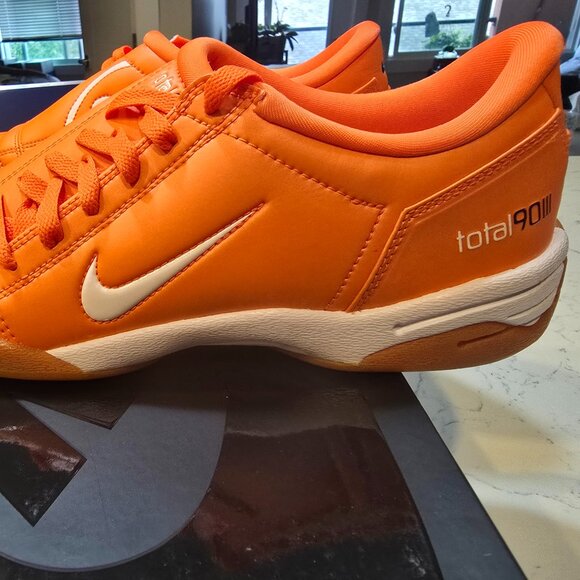 🔥 Nike T90 SP Safety Orange White #HF9351-800 Sz 10 mens Brand New🔥sneakers - Picture 1 of 15